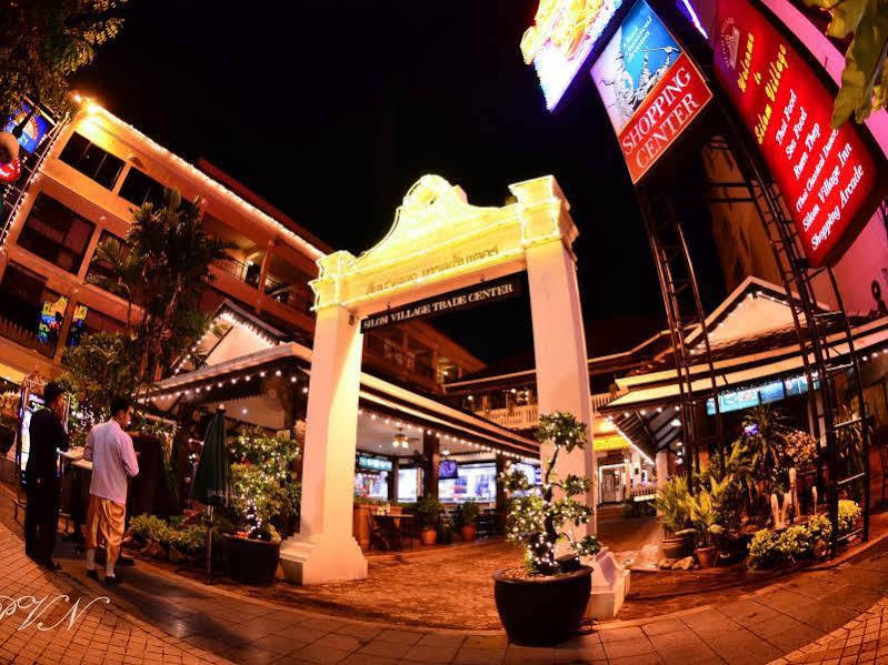 Silom Village Inn Bangkok Extérieur photo
